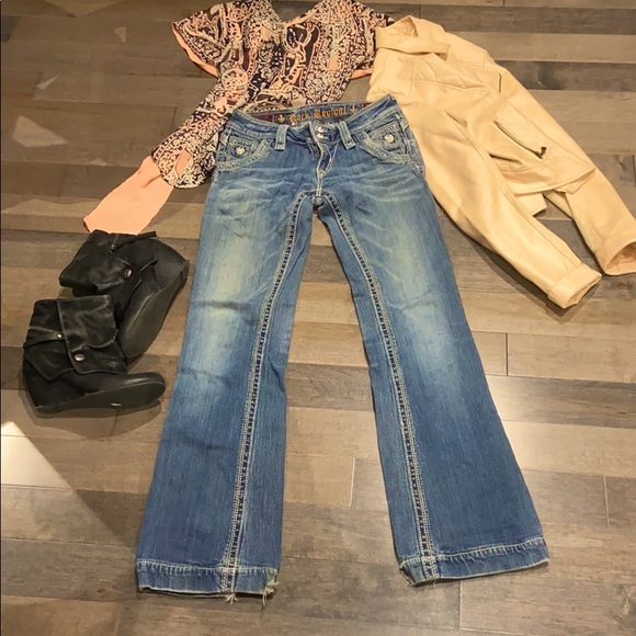 Rock Revival Buckle Jeans - Picture 1 of 4